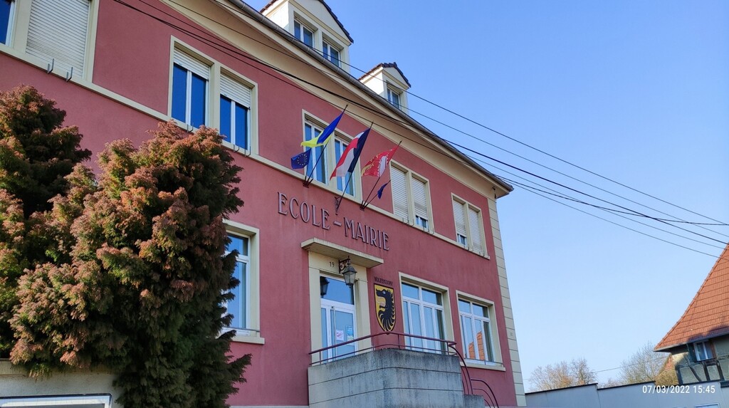 Logo REMPLACEMENT DES FENETRES SUR LE BATIMENT MAIRIE ECOLE